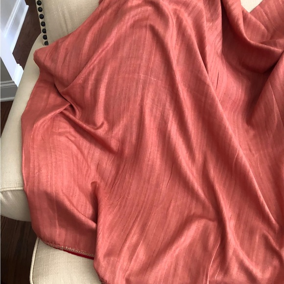 Beautiful tree of life embroidered matka linen saree with running bp - Picture 5 of 9